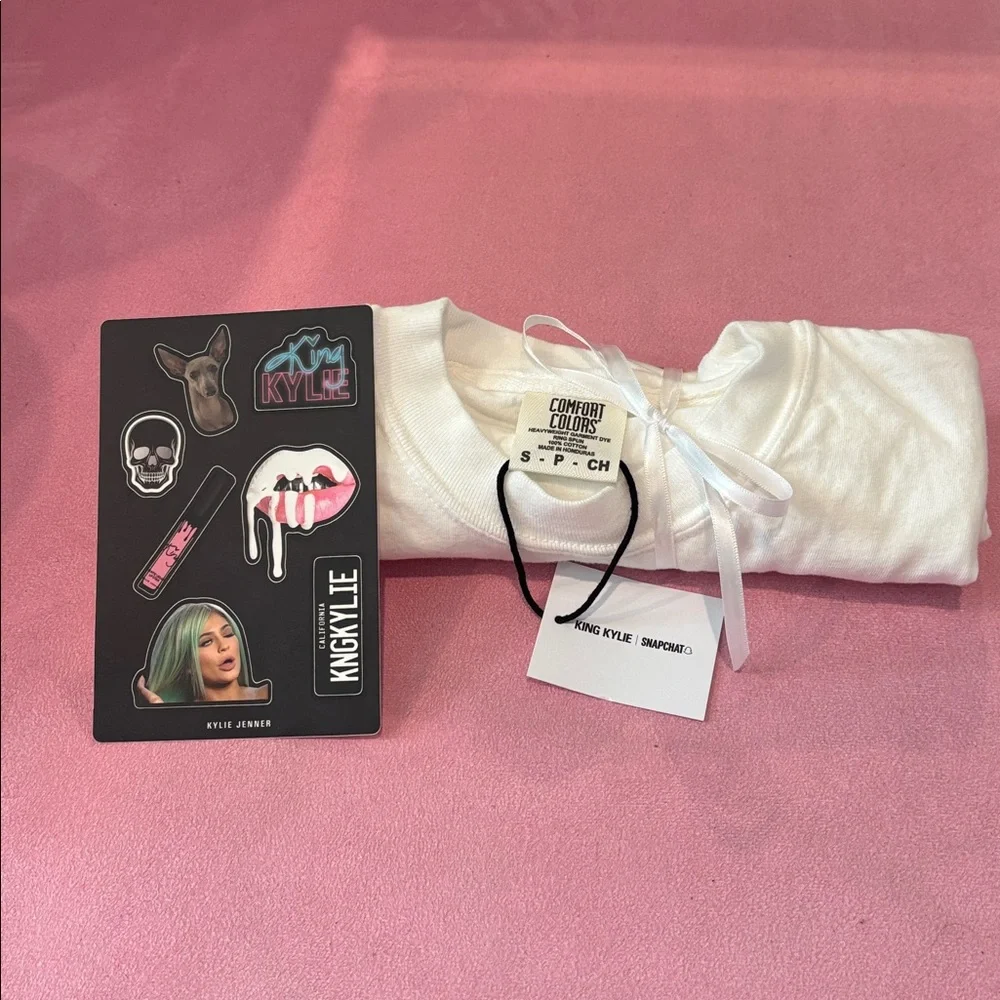 KING KYLIE Exclusive LA Pop Up Snapchat Tee & Stickers sheet